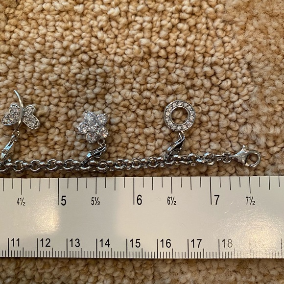 Bracelet with 5 adjustable charms - Picture 6 of 6